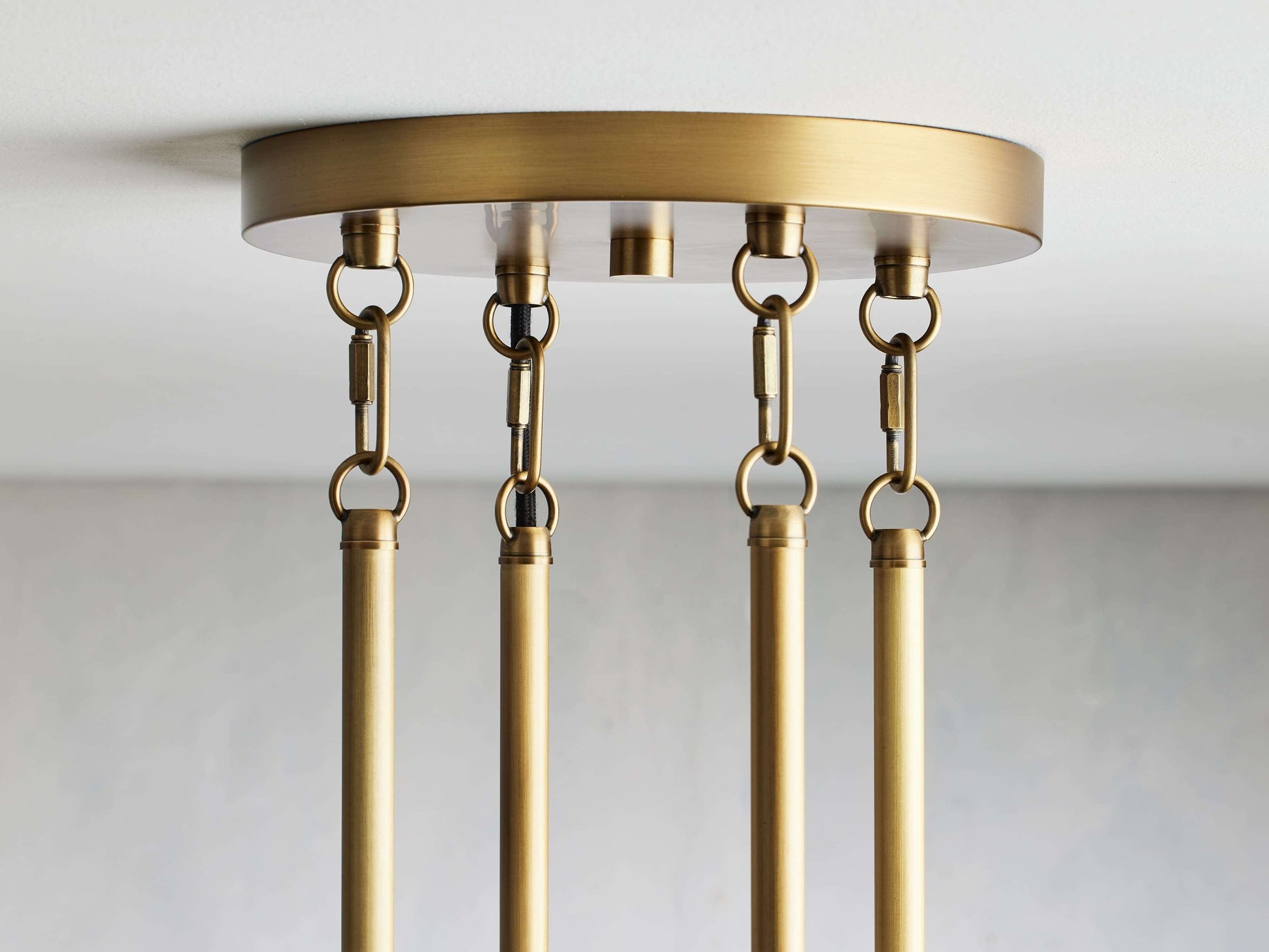Andreas Fluted Glass Ring Chandelier